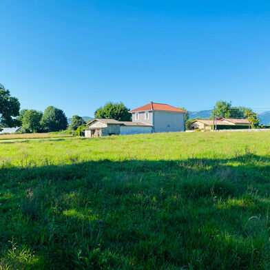 Terrain 1621 m²