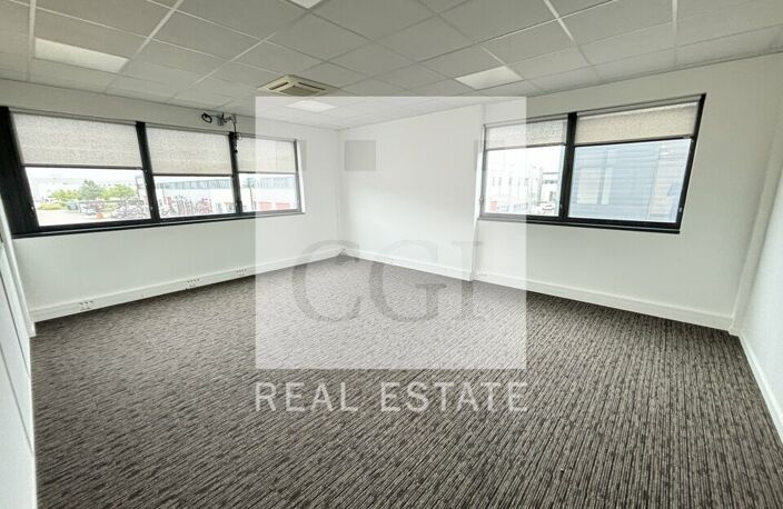 BUREAUX à LOUER — photo 5