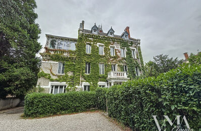 location appartement 1 850 € CC /mois à proximité de Neuville-sur-Saône (69250)
