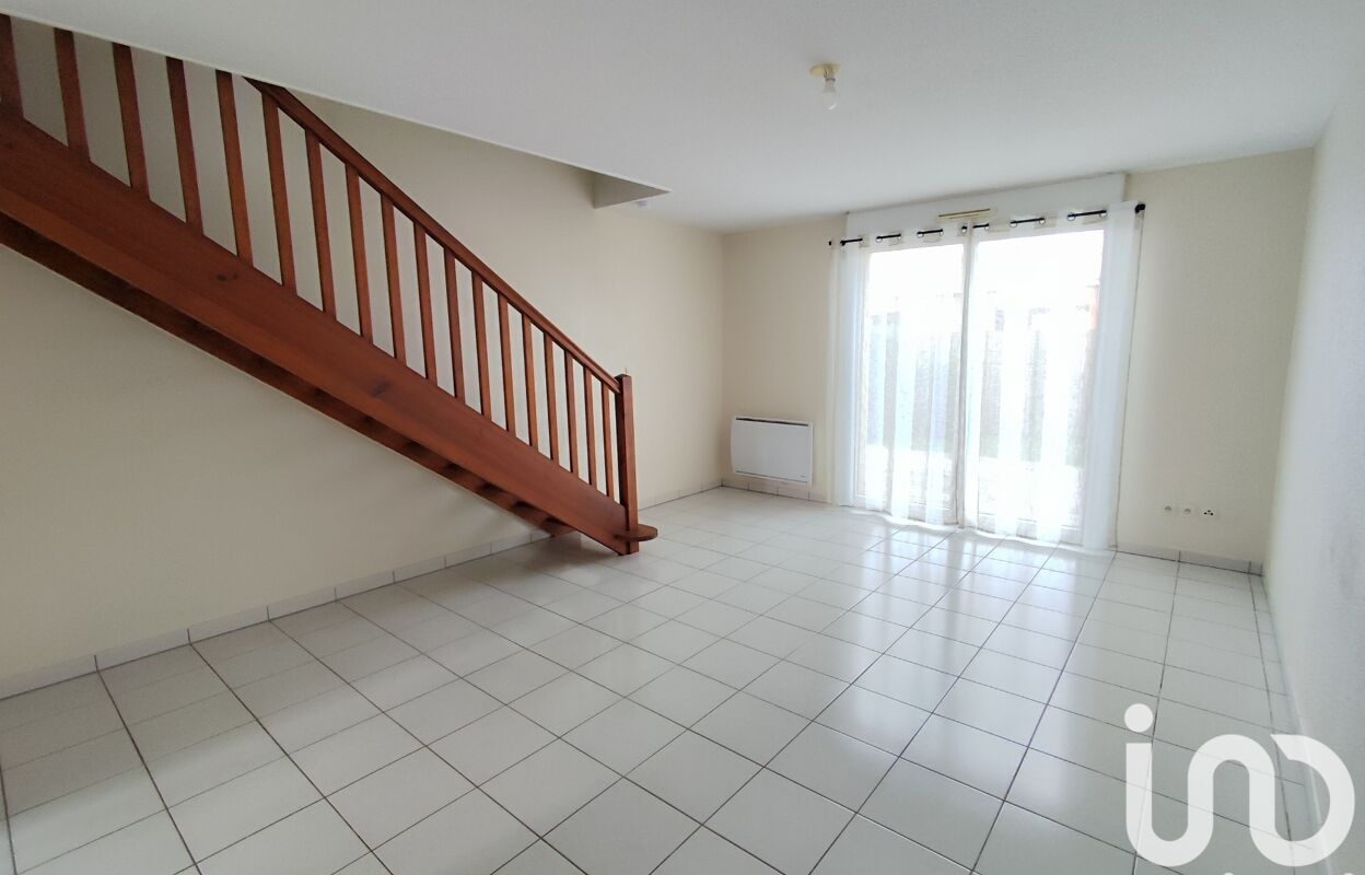 appartement 3 pièces 65 m2 à vendre à Les Billaux (33500)