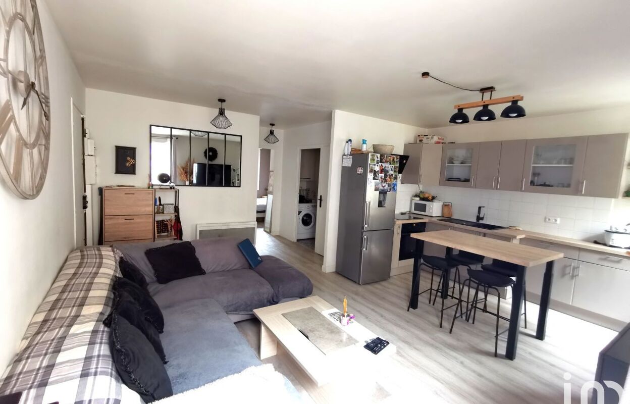 appartement 2 pièces 41 m2 à vendre à Brie-Comte-Robert (77170)