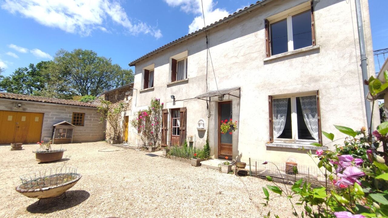 maison 4 pièces 97 m2 à vendre à Civaux (86320)