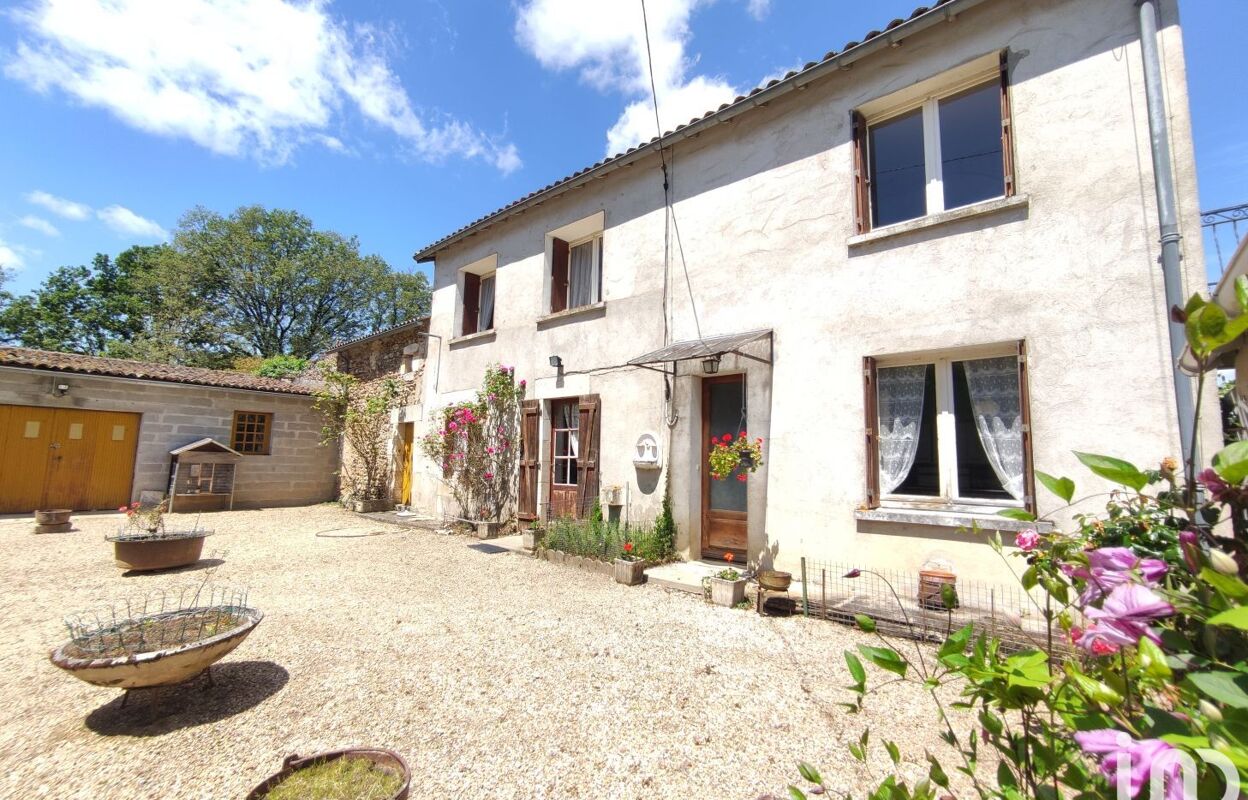 maison 4 pièces 97 m2 à vendre à Civaux (86320)