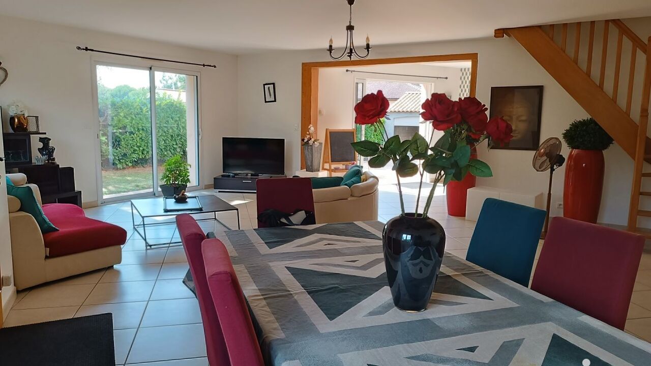 maison 6 pièces 151 m2 à vendre à Venansault (85190)