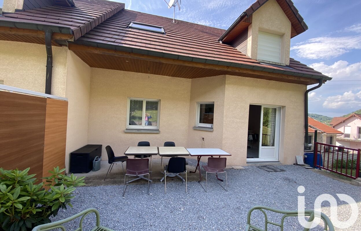 maison 5 pièces 94 m2 à vendre à Beure (25720)