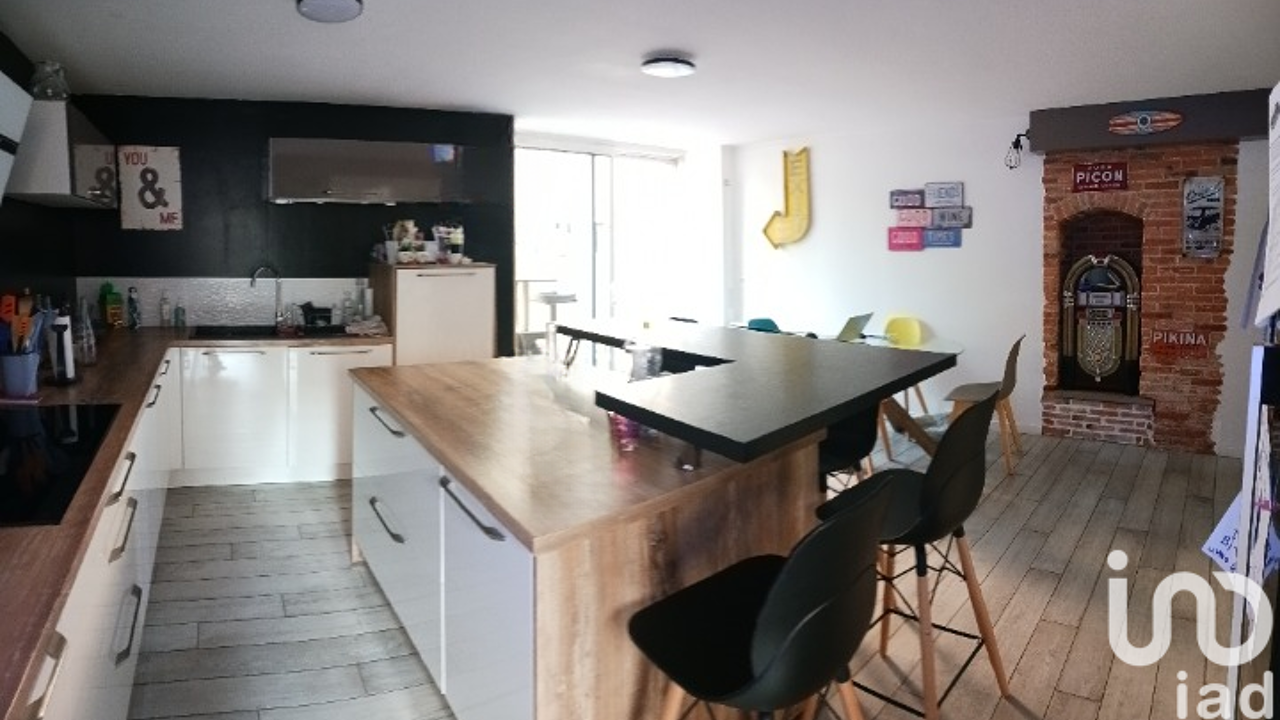 maison 9 pièces 200 m2 à vendre à Bressuire (79300)