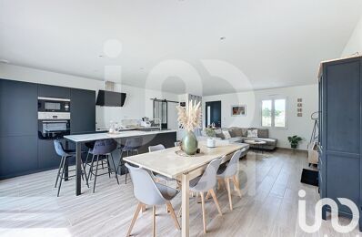 vente maison 325 000 € à proximité de Ferrières (17170)