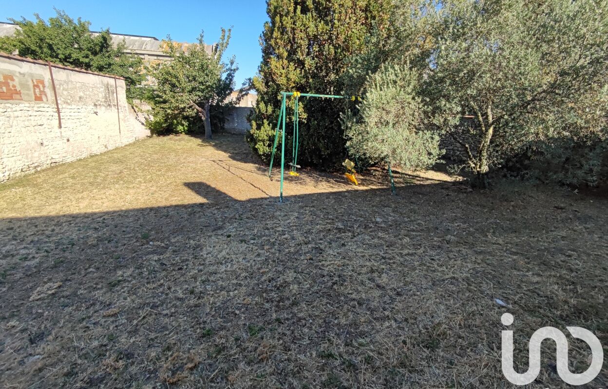 terrain  pièces 340 m2 à vendre à La Rochelle (17000)