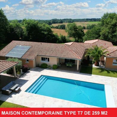 Maison 11 pièces 259 m²