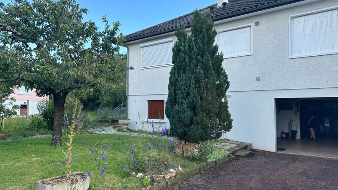 maison 4 pièces 90 m2 à vendre à Montmorillon (86500)