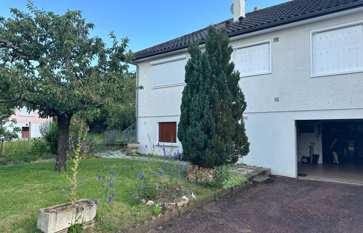 maison 4 pièces 90 m2 à vendre à Montmorillon (86500)