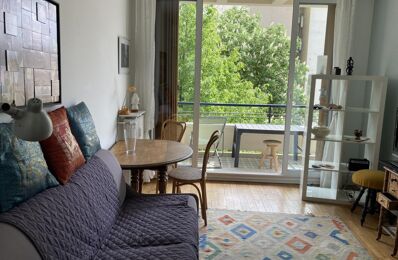 location appartement 950 € CC /mois à proximité de Saint Ouen (93400)