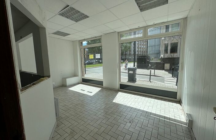 Commerce VALENCIENNES — photo 2