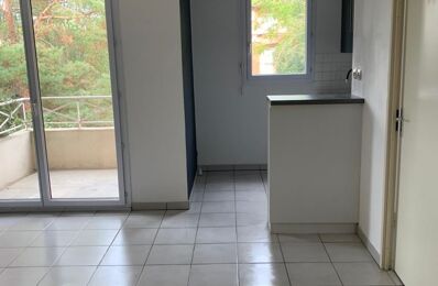 location appartement 600 € CC /mois à proximité de Rouffiac-Tolosan (31180)