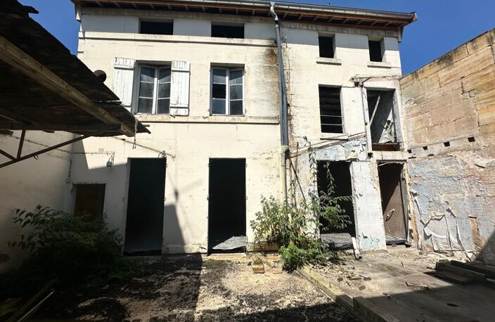 IMMEUBLE  À Vendre — photo 2