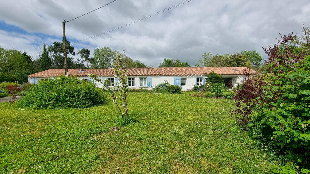 maison 7 pièces 197 m2 à vendre à Bois-de-Céné (85710)