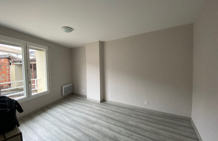 APPARTEMENT T2 A LOUER CASTELJALOUX — photo 3