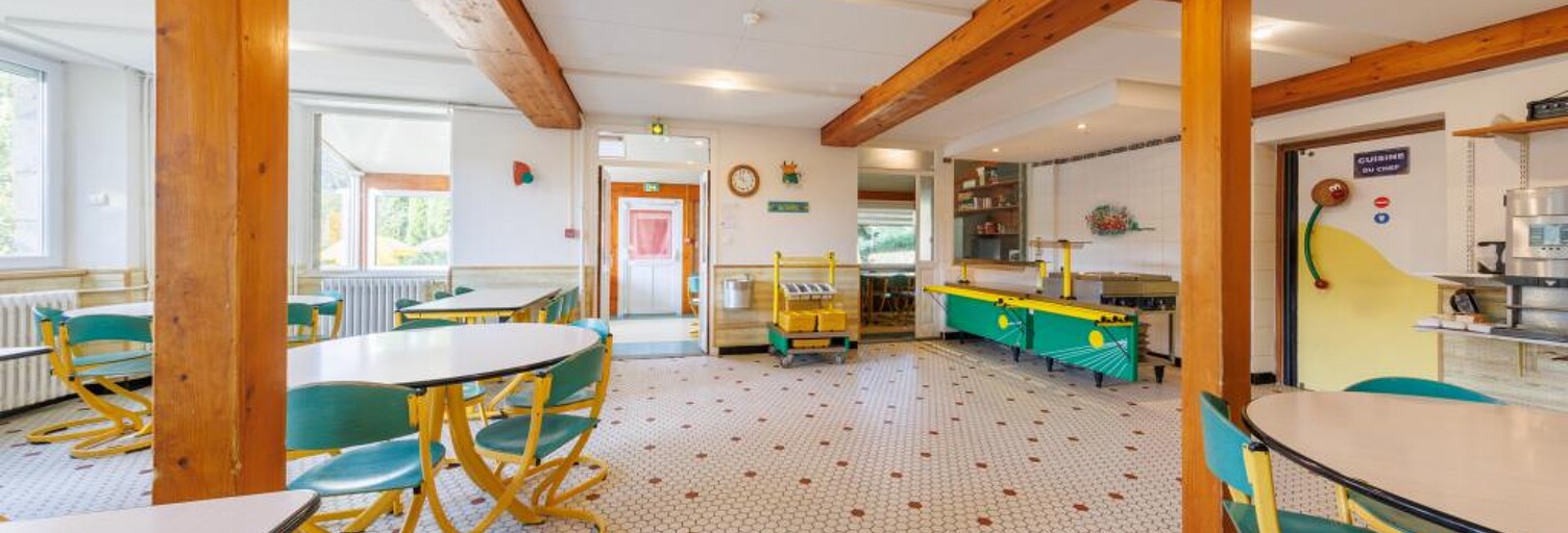 Local industriel 26 Pièces 800 m² à vendre à Murat-le-Quaire (63150)