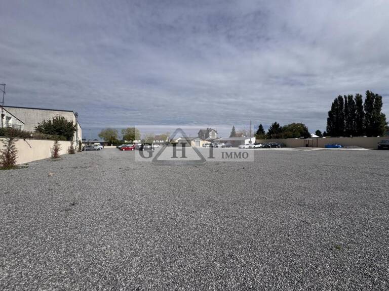 TERRAIN EMPLACEMENT N°1 5900 M² A VENDRE SAINT SOUPPLETS — photo 1