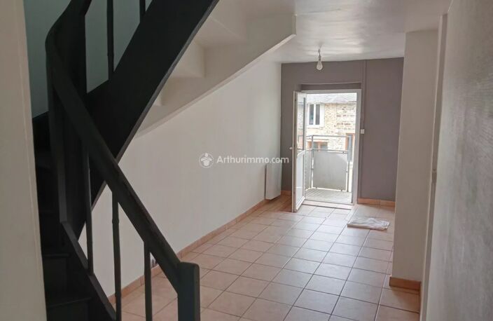 VILLAINES LA JUHEL - Ensemble immobilier — photo 3