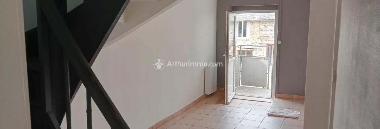 Immeuble  100 m² à vendre à Villaines-la-Juhel (53700)