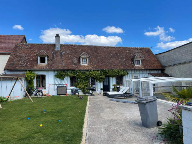 À 15 Km de Beauvais, ensemble immobilier de 2 maisons à ache — photo du bien