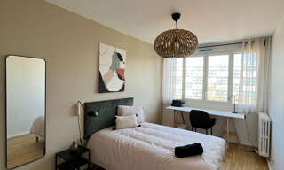Appartement 5 Pièces 100 m² à louer à Bron (69500)