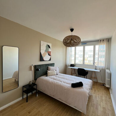 Appartement 5 pièces 595 €