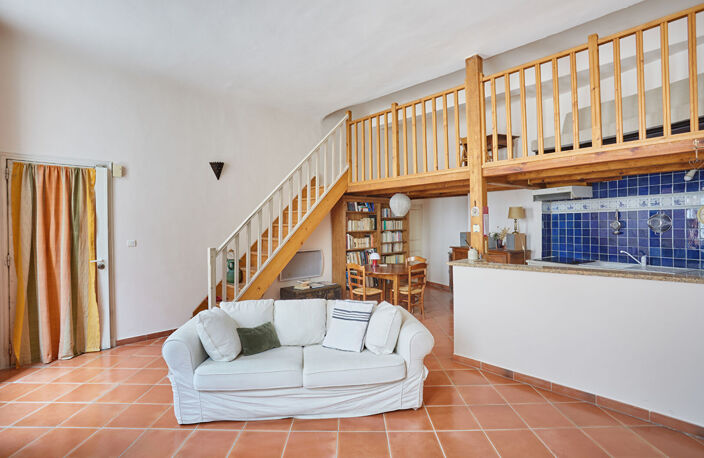 AIX EN PROVENCE APPARTEMENT TYPE 3  68 m2 COURS MIRABEAU — photo 4