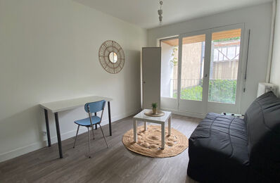 location appartement 330 € CC /mois à proximité de Gravigny (27930)