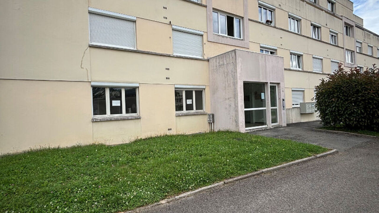 appartement 4 pièces 73 m2 à vendre à Lons-le-Saunier (39000)