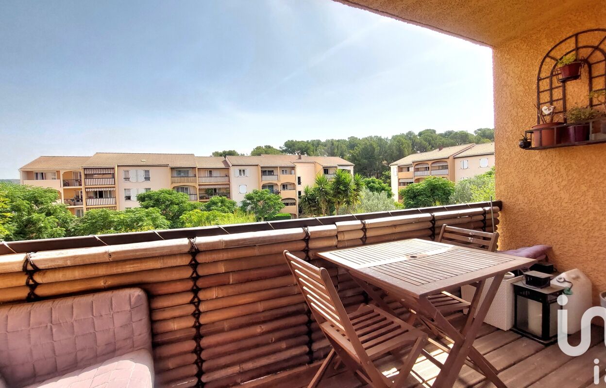 appartement 3 pièces 69 m2 à vendre à Hyères (83400)