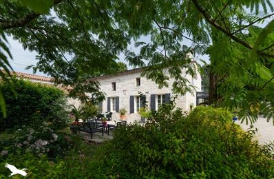 vente maison 420 000 € à proximité de Saint-Seurin-de-Cadourne (33180)