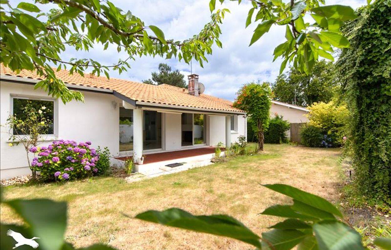 maison 5 pièces 144 m2 à vendre à Gujan-Mestras (33470)