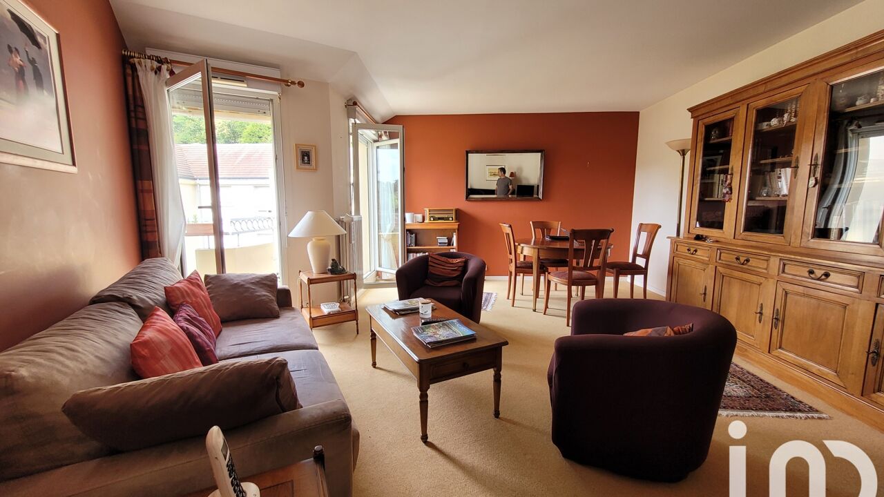 appartement 3 pièces 58 m2 à vendre à Buc (78530)