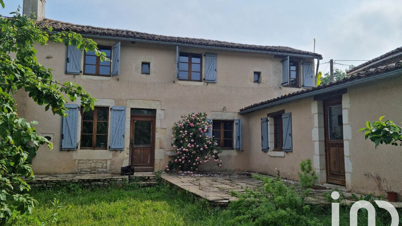 maison 3 pièces 125 m2 à vendre à Brux (86510)