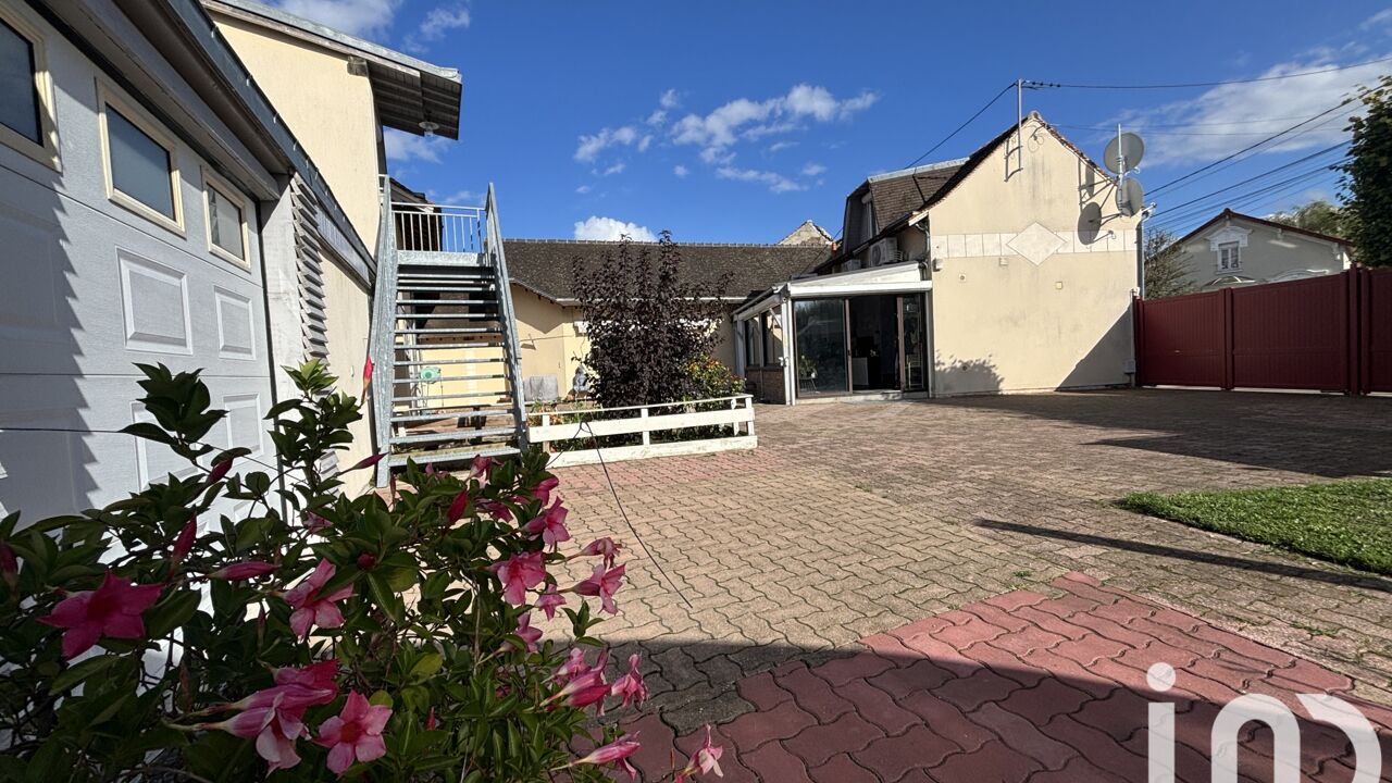 maison 6 pièces 236 m2 à vendre à Lacroix-Saint-Ouen (60610)