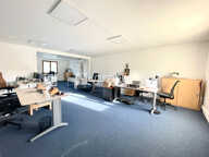Bureaux Lattes 410 m2 terrain de 800 m² — photo 3