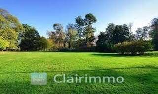 Terrain  2098 m² à vendre à La Destrousse (13112)