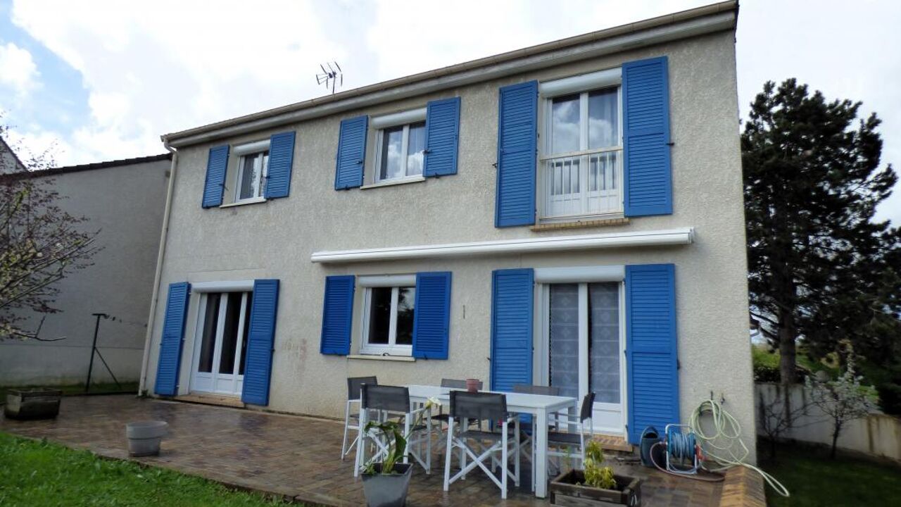 maison 6 pièces 139 m2 à vendre à Vauréal (95490)