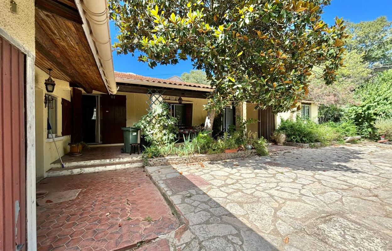 maison 4 pièces 94 m2 à vendre à Nîmes (30000)