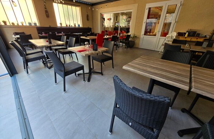 Bien Commercial À Vendre — photo 3