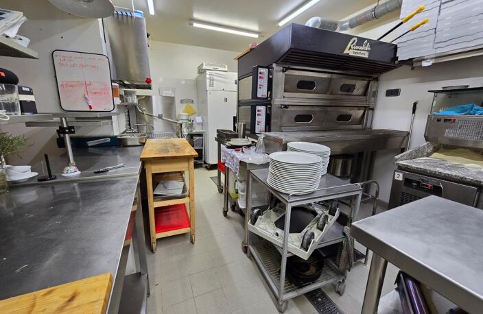 Bien Commercial À Vendre — photo 5