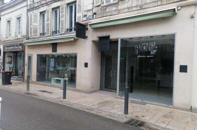 Commerce  298000 €