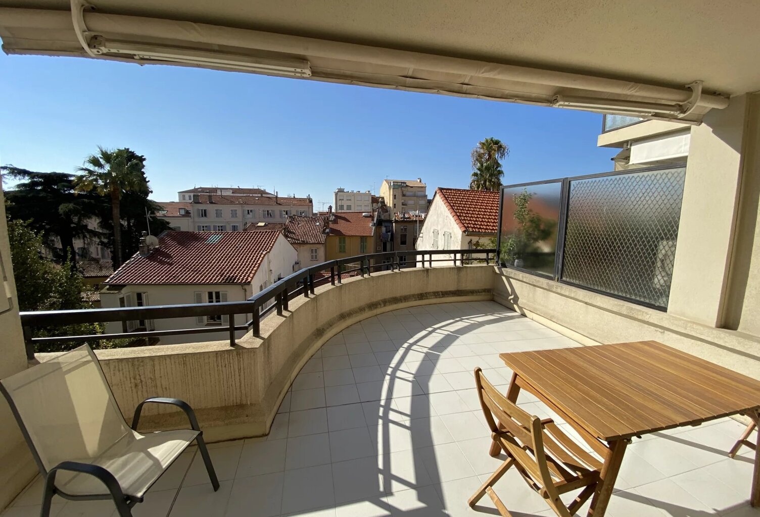 4 PIECES TERRASSE CANNES BANANE — photo 1