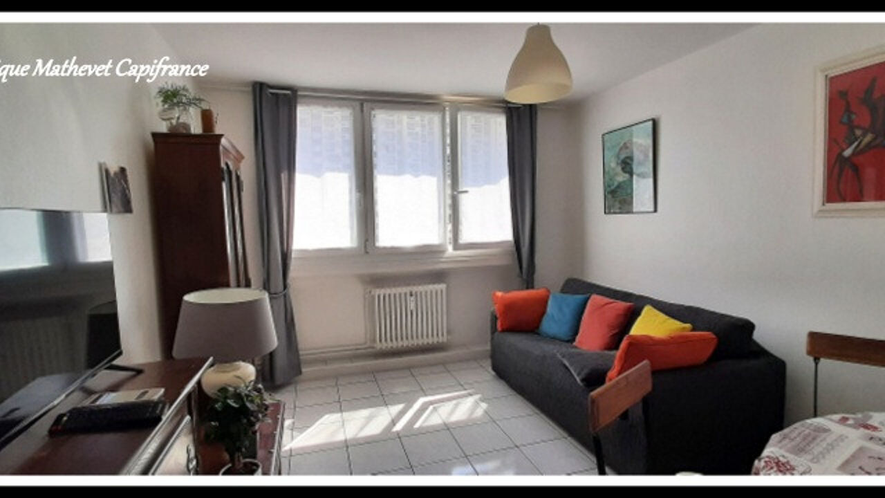 appartement 2 pièces 43 m2 à vendre à Saint-Étienne (42000)