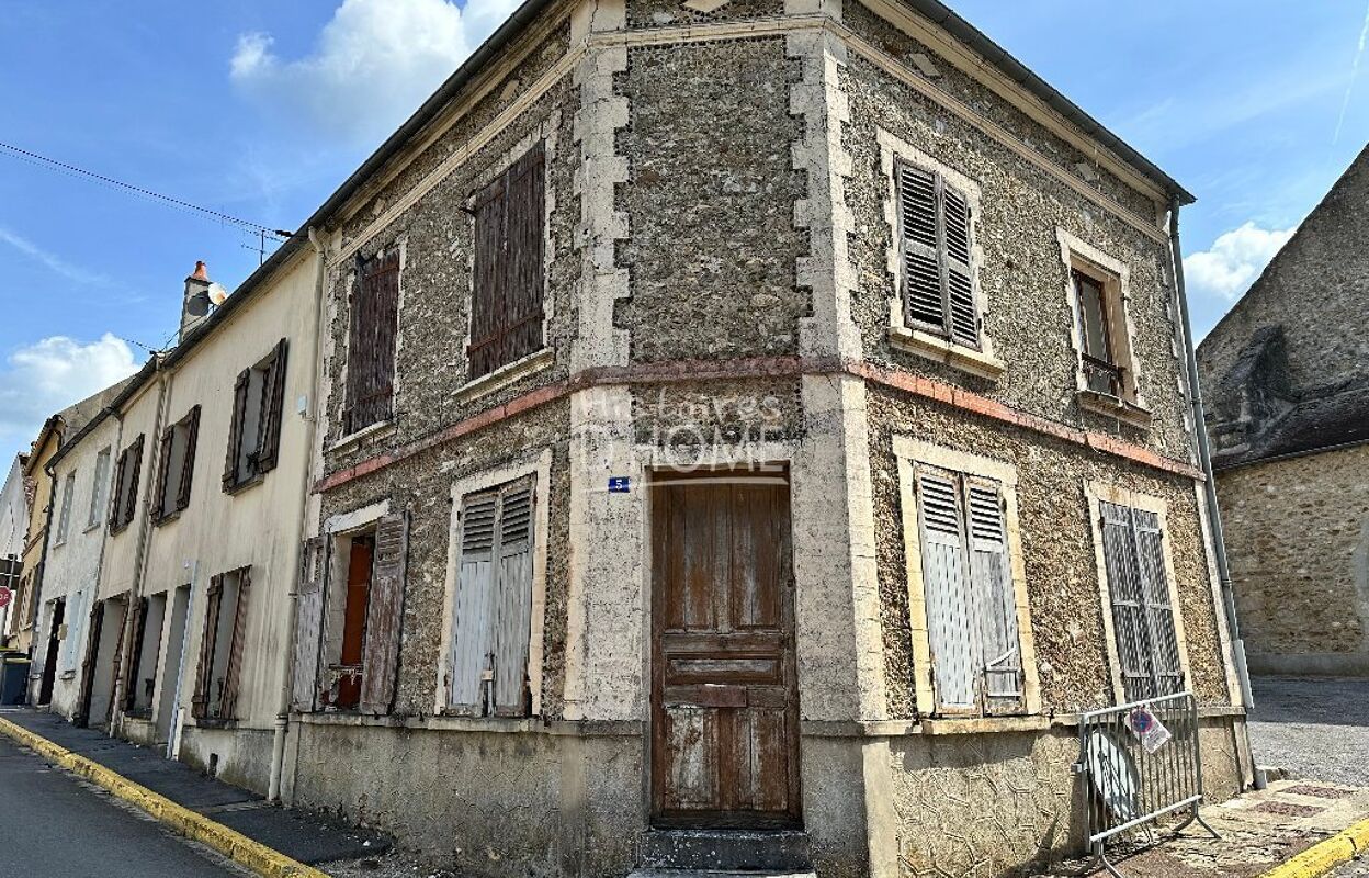 maison 9 pièces 178 m2 à vendre à La Ferté-Gaucher (77320)