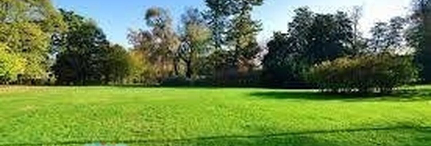 Terrain  2098 m² à vendre à La Destrousse (13112)