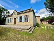 MAISON DE MAÎTRE AVEC DÉPENDANCES SUR 3 HECTARES. — photo 2