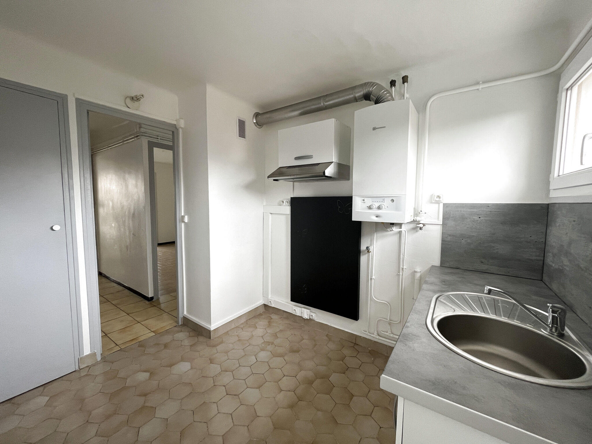 Appartement 2 pièces  à louer Aubagne 13400